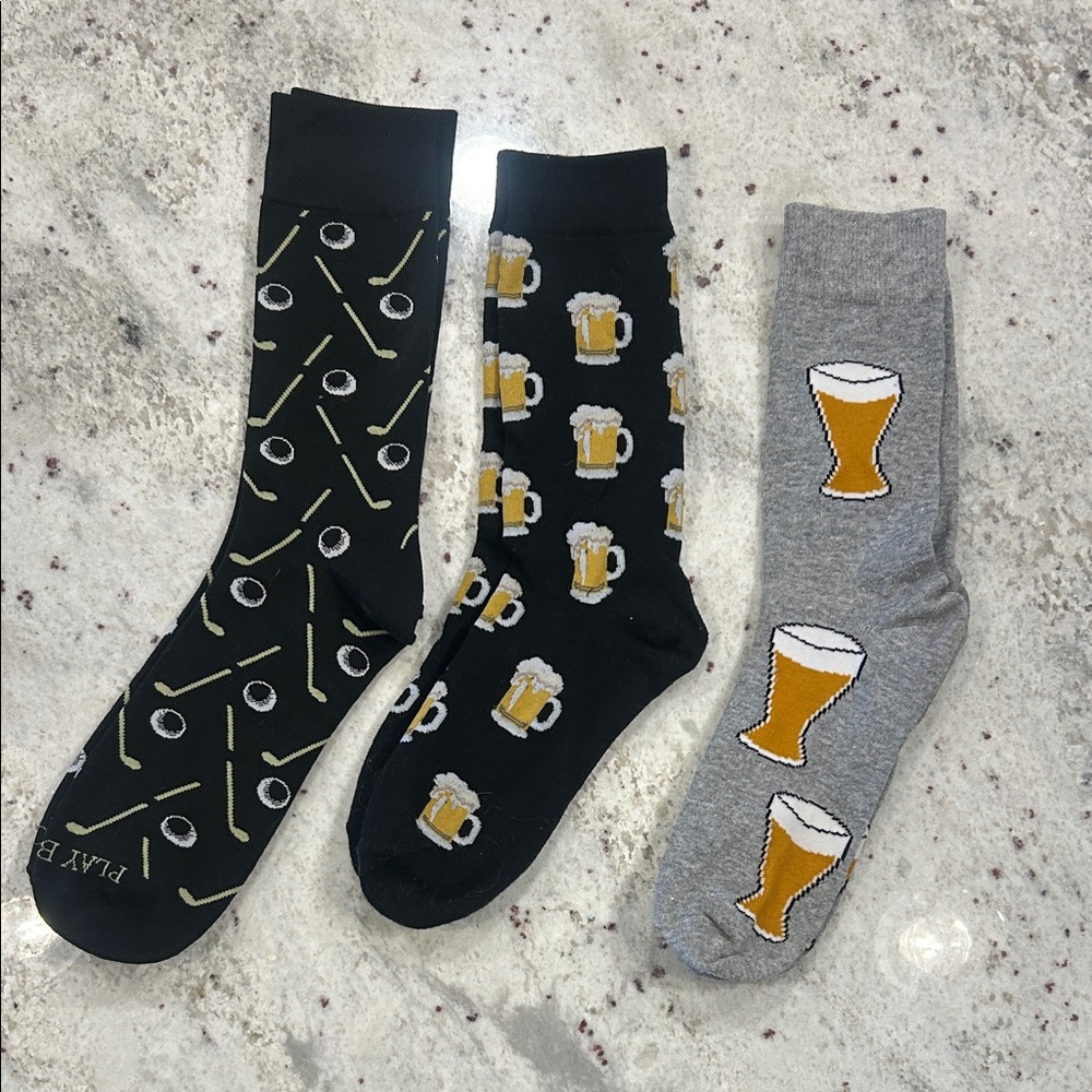 Men's novelty Socks golf, beer mugs, alcohol, fun dress socks Play Boldly